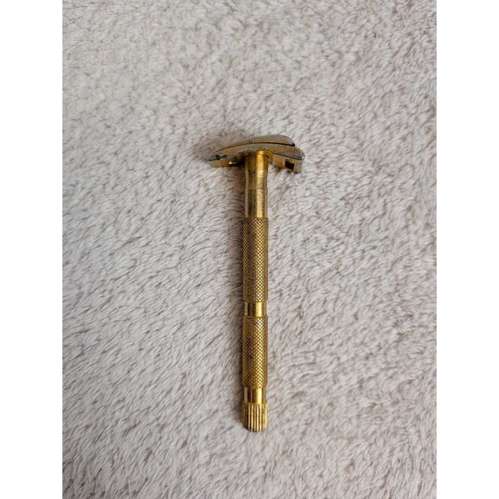 Merkur Solingen DE Safety Razor Gold Vintage German Double Edge Shaving Tool - Picture 10 of 10